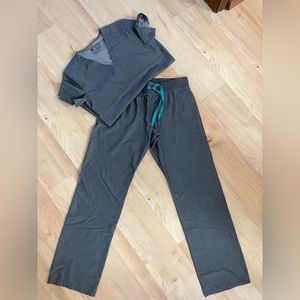 Figs Scrub Set (XS top/ S bottom)